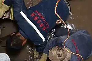 北京电梯井堵漏施工视频